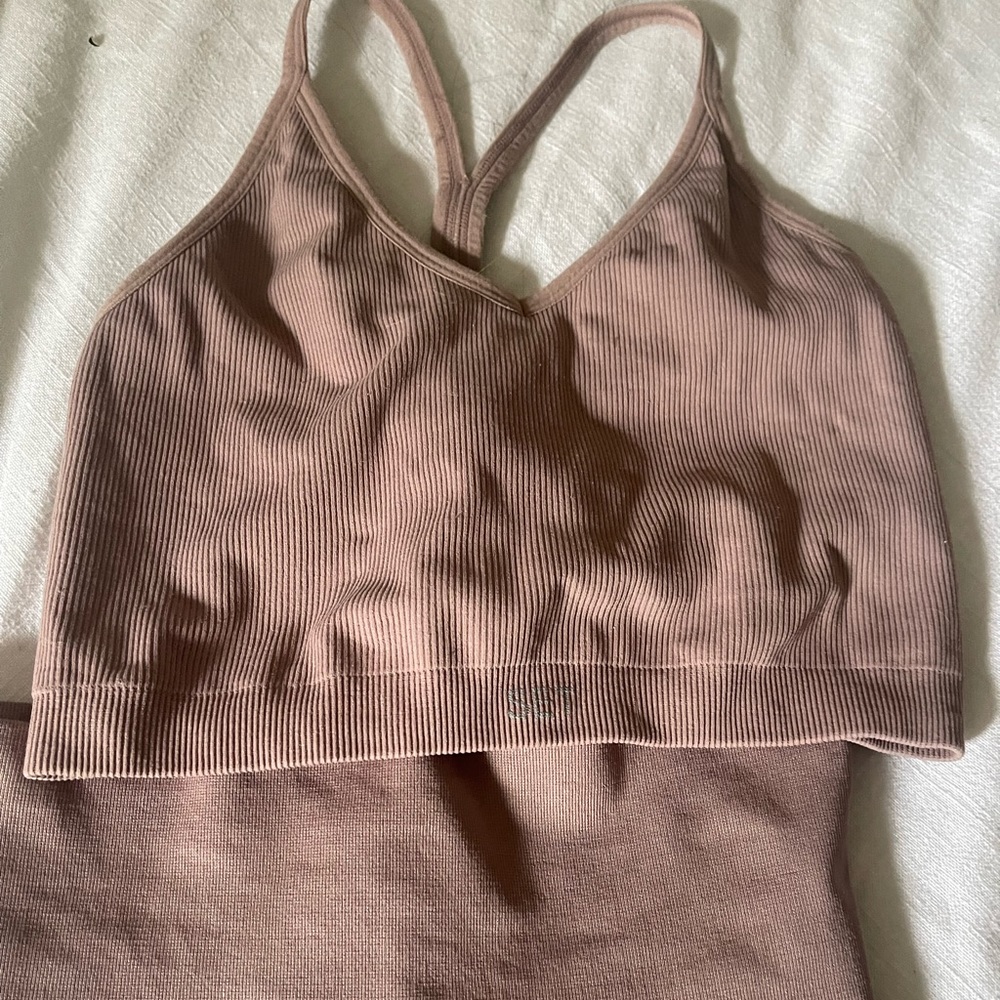 SETactive matching set in beautiful taupe color